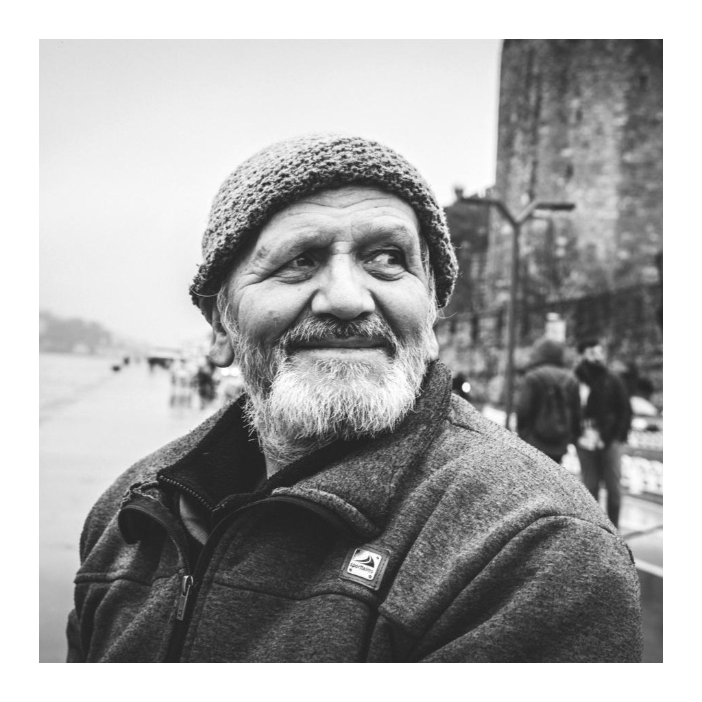 Simply Photo: Memorial, 16” x 16” Art Print - White