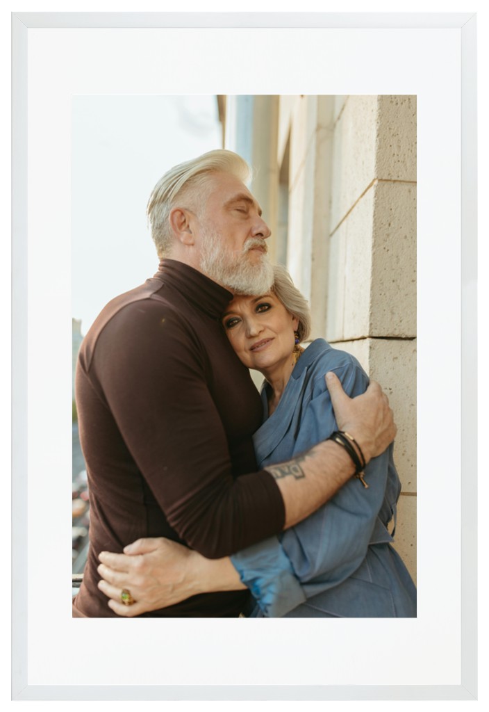 Simply Photo: Parents, 20” x 30” Framed Print with Mat - White