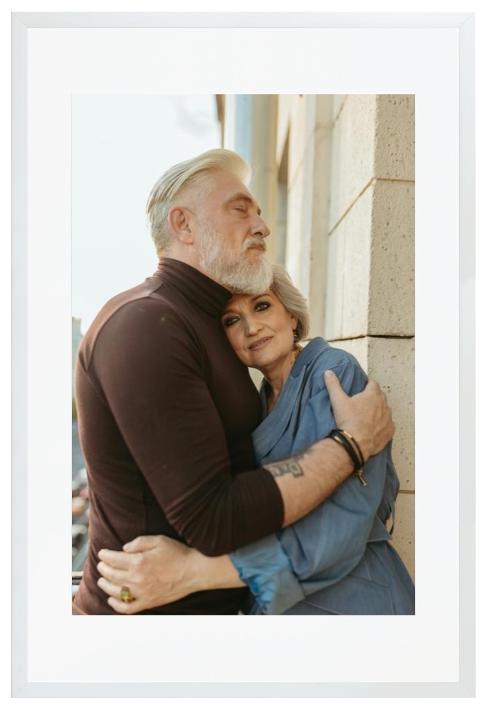 Simply Photo: Parents, 20” x 30” Framed Print with Mat - White